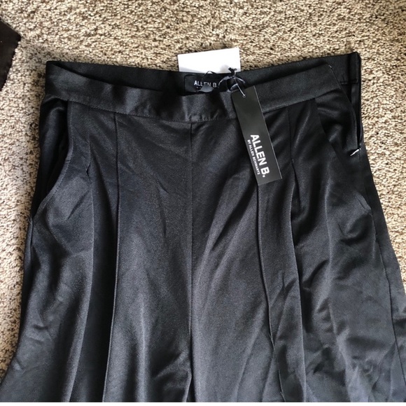 Allen B back wide leg flowy pants Large - Picture 3 of 6